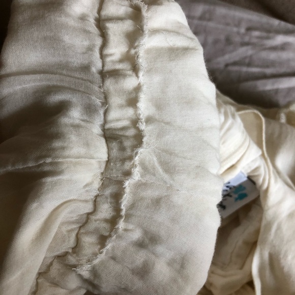 ☁️🦢🐚IVORY DRESS🐚🦢☁️ - Picture 3 of 6